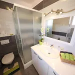 Mirakul Apartamento Zadar