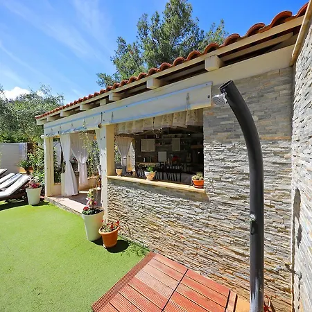 Apartment Mirakul